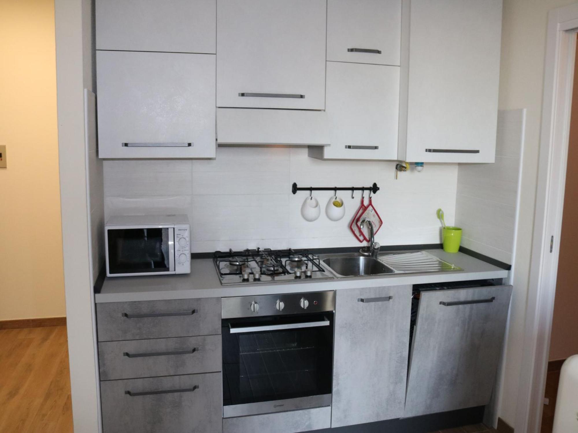 Enticing Holiday Home In Lazise With Swimming Pool Zewnętrze zdjęcie
